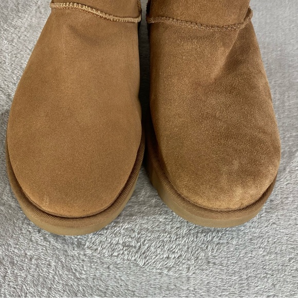 UGG Classic Slipper Shoes Womens Size 11 Chestnut Suede Shearling Slip On Clog - Picture 8 of 11